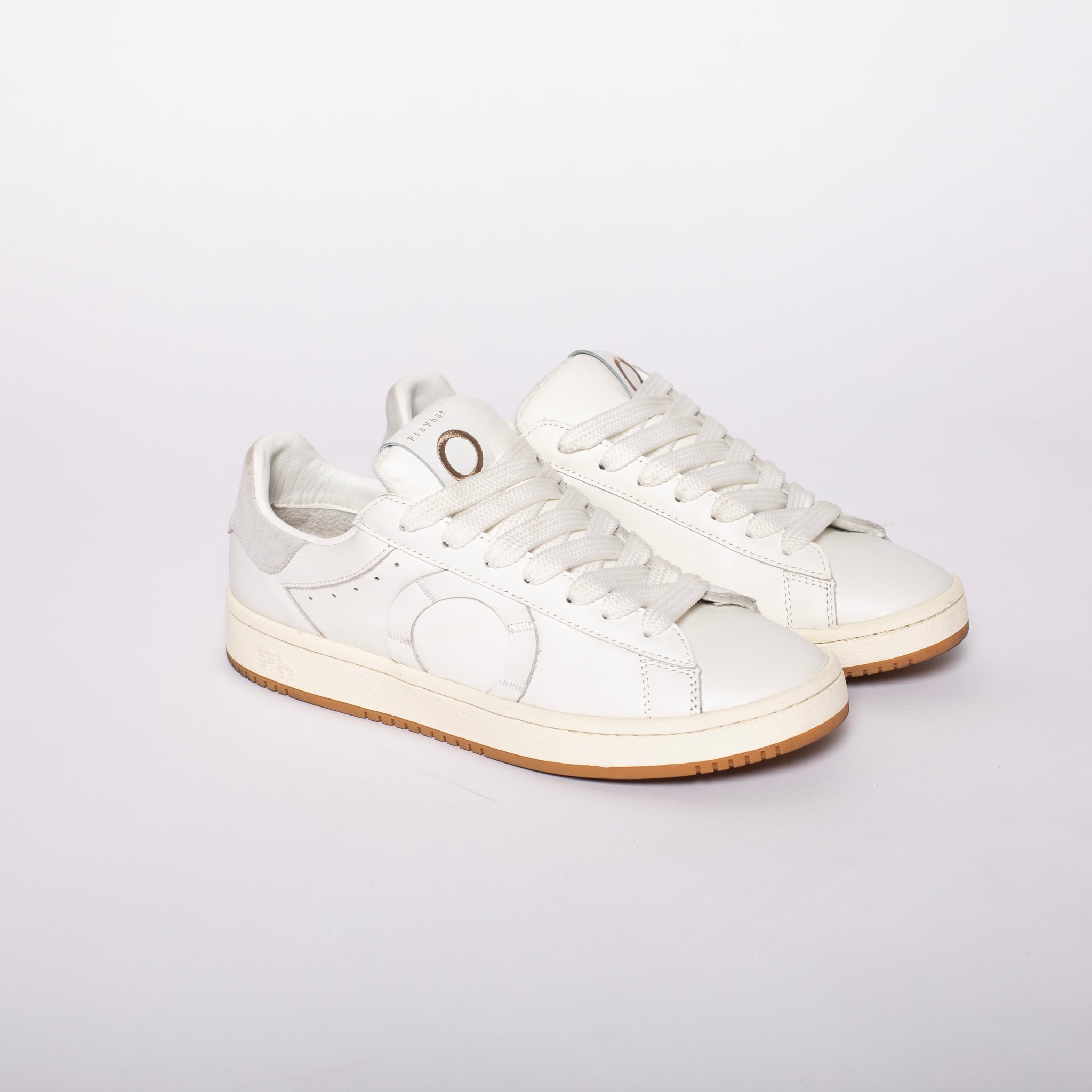 Sneakers in pelle con logo laterale colore Bianco